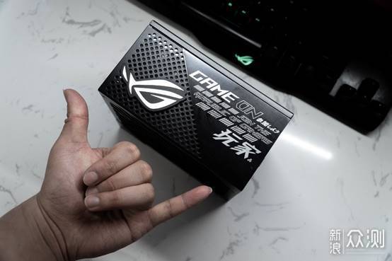 贵吗？不贵呀！ROG STRIX 750W 雷鹰开箱简评_新浪众测