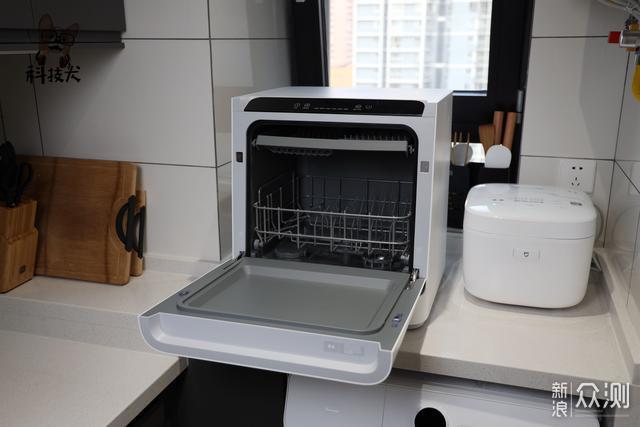 米家互联网洗碗机体验：快接式自主安装超方便_新浪众测