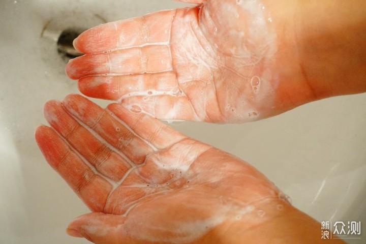 14款男士洗发水横评，选对了每天清爽出门！_新浪众测