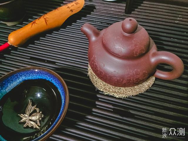 紫砂壶没有那么神秘，如何辨别紫砂，喝茶养壶_新浪众测
