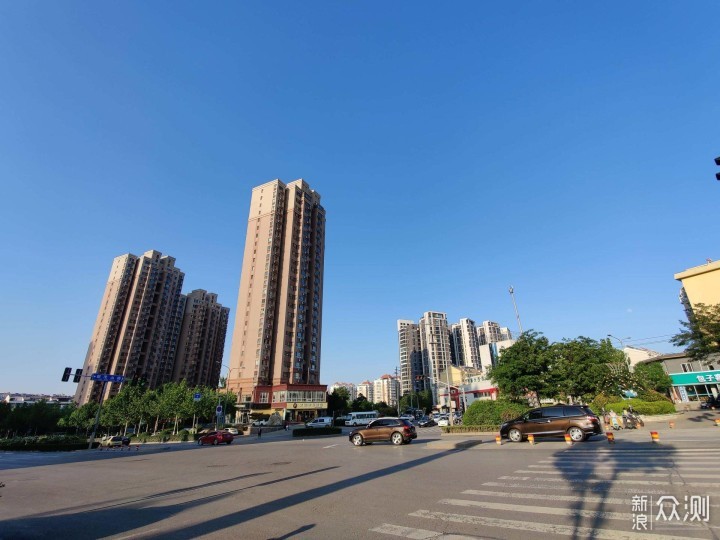 一眼One年，机皇Plus--OnePlus 8 Pro评测_新浪众测