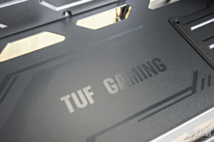 ROG+TUF GT301机箱的半全家桶酷炫灯效装机秀_新浪众测