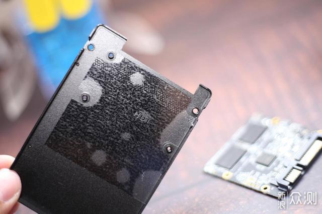 纯国产SSD光威弈PRO512G固态硬盘_新浪众测