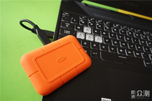 三防移动硬盘—LaCie Rugged SSD 1T入手体验_新浪众测