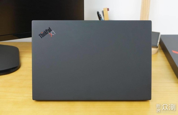 高端商务本首选ThinkPad X1 Carbon 2020测评_原创评测_新浪众测