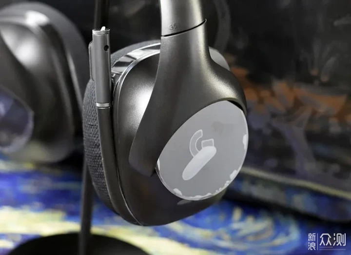因为UZI买的一款耳机—罗技G533无线游戏耳机_新浪众测