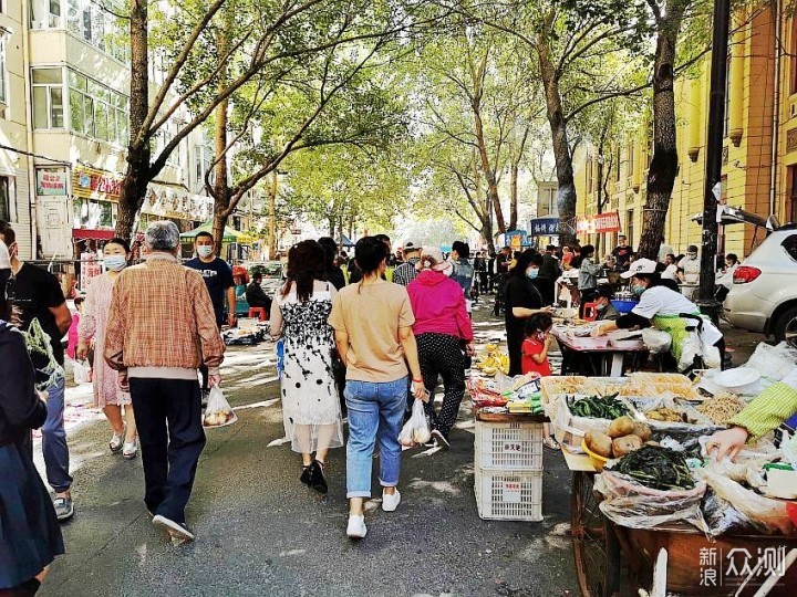 端午打卡哈尔滨早市两条街，感觉菜价贵了_新浪众测