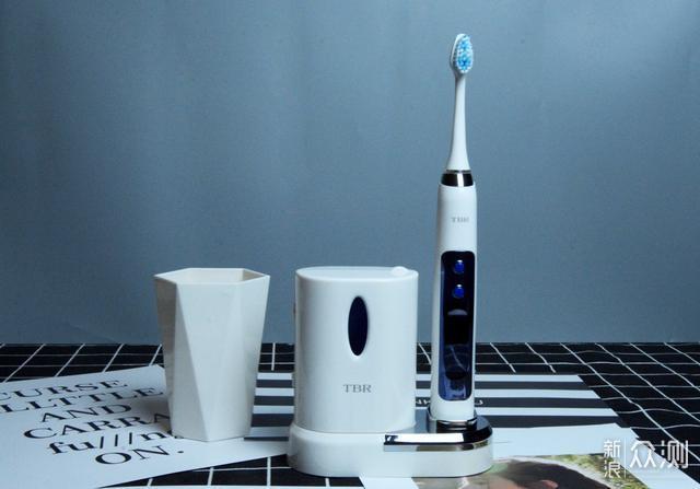 专属UV紫外杀菌室为口腔护航——TBR电动牙刷_新浪众测