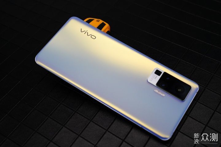 微雲臺加持,影像旗艦vivo x50 pro更穩了