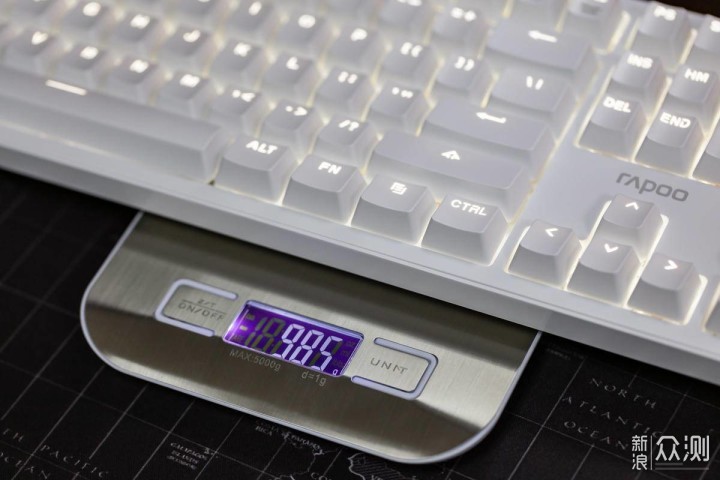 国产键盘也有精品-雷柏MT710机械键盘（茶轴）_新浪众测