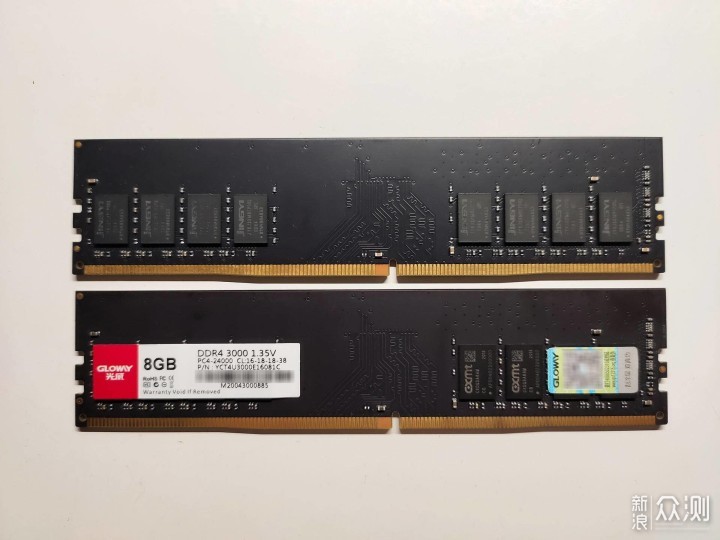 低价高频：精亿DDR4 8G 3000马甲条小测_新浪众测