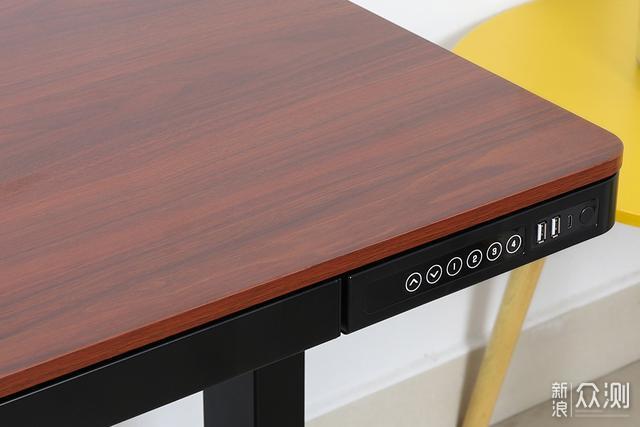 乐歌E5电动升降桌评测：这是一款会长高的桌子_新浪众测