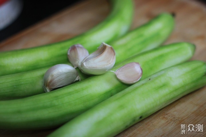 这道蒸菜8分钟出锅，夏天吃一点不油腻_新浪众测