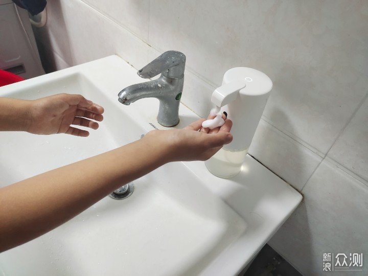防控疫情，从认真洗手做起—原系泡沫洗手机_新浪众测