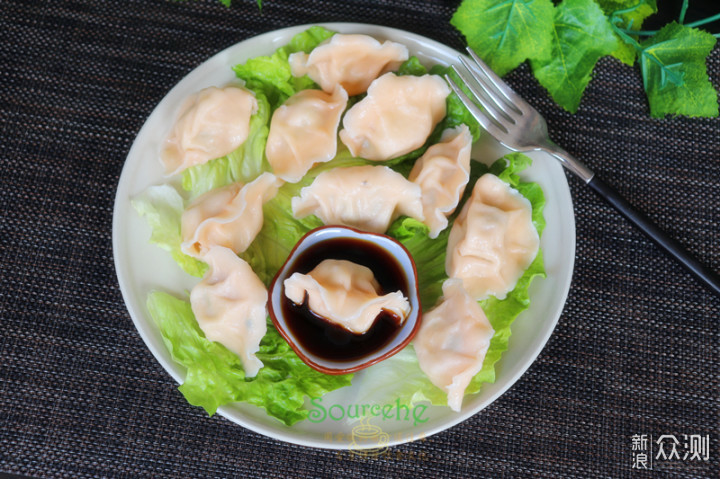 煮速冻水饺时多加一步，媲美现包的新鲜饺_新浪众测