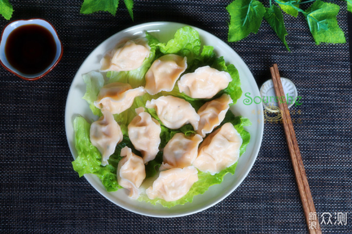 煮速冻水饺时多加一步，媲美现包的新鲜饺_新浪众测