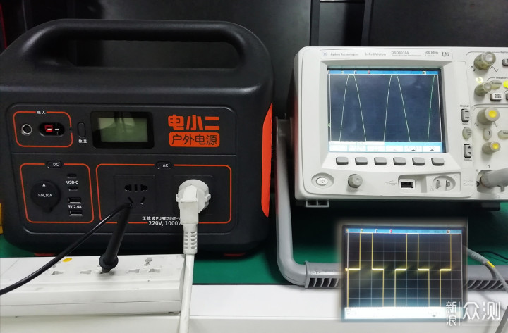 助山巅摇滚、为营地续航：电小二1000户外电源_新浪众测