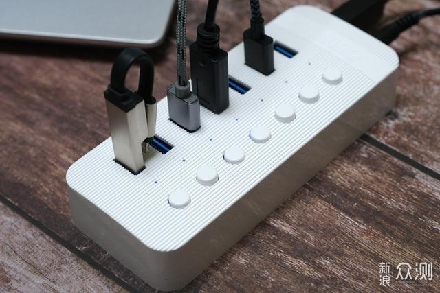 ORICO USB3.0 集线器，多口扩展，秒速传输_新浪众测