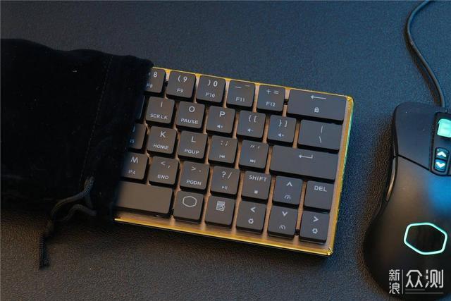 可以装进口袋的机械键盘-酷冷至尊 SK621 MX_新浪众测