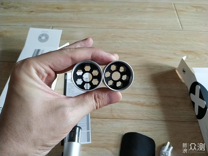 #初秋#积分换好物-WOWSTICK SD 螺丝刀套装_新浪众测