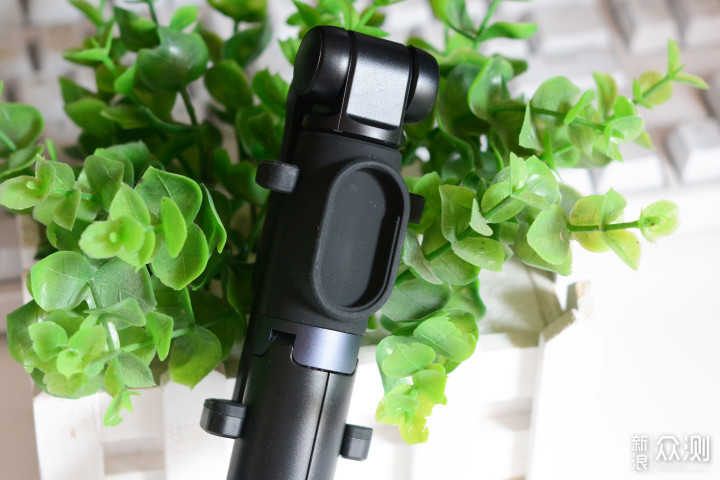 自拍杆、三脚架合二为一,小米自拍杆开箱体验_新浪众测