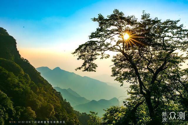 秋日游金佛山畅享清凉，探险绝壁栈道金山之巅 _新浪众测