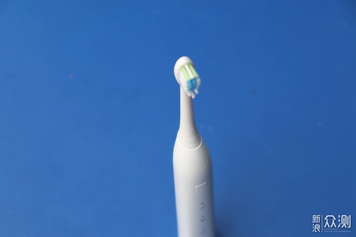联想电动牙刷T1—刷出健康好牙，吃嘛嘛香_新浪众测