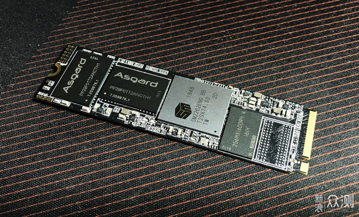 阿斯加特AN3 500G NVMe SSD上手体验_新浪众测