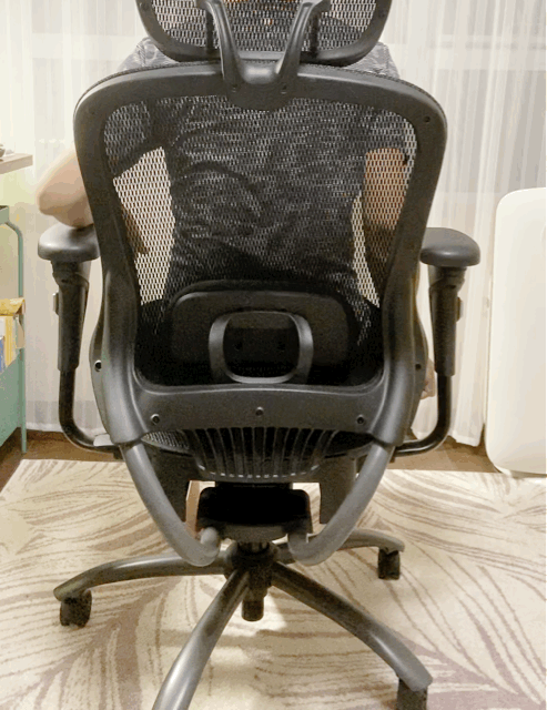 如何选购千元人体工学椅？深度使用附正确坐姿_新浪众测