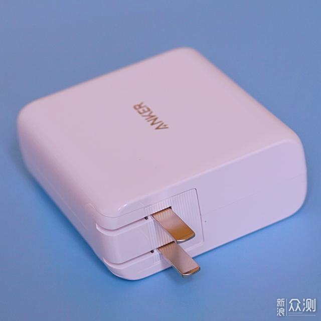 创意、方便、实用：Anker 超极充快充上手体验 _新浪众测