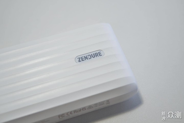 MacBook Pro充电和拓展必备—Zendure X5体验_新浪众测