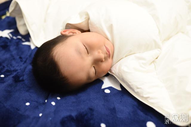 宝宝寝具进化史——宝宝0~3岁被褥的使用经验_新浪众测