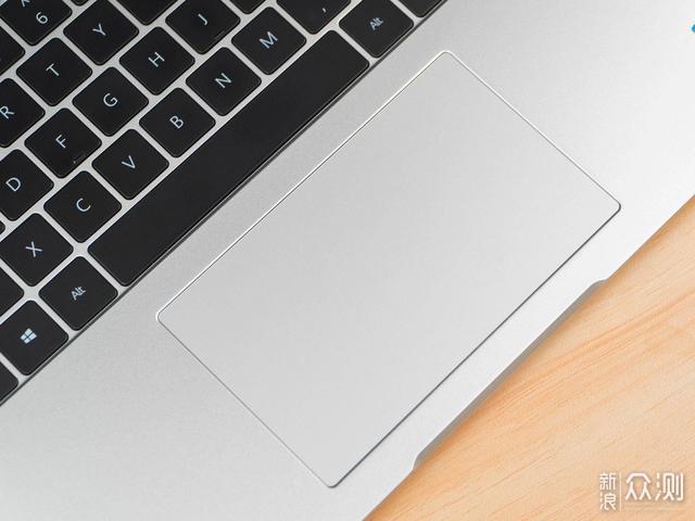 下台笔记本何必是MBP？荣耀MacBook Pro可还行_新浪众测