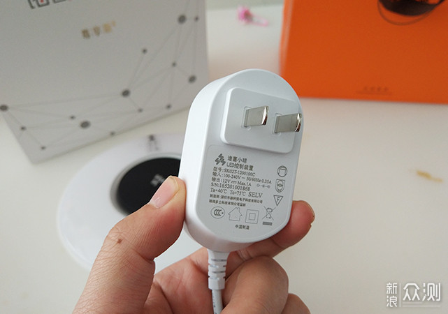 叫诸葛的智商肯定不会差:诸葛小明床头灯测评_新浪众测