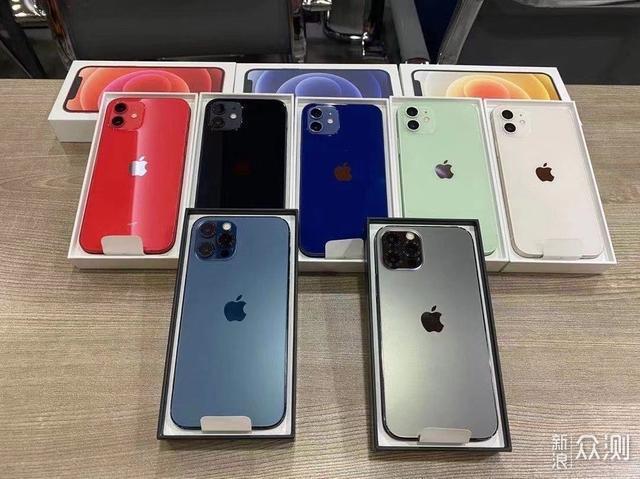 iPhone12真机照曝光，蓝色版成为最大槽点_新浪众测