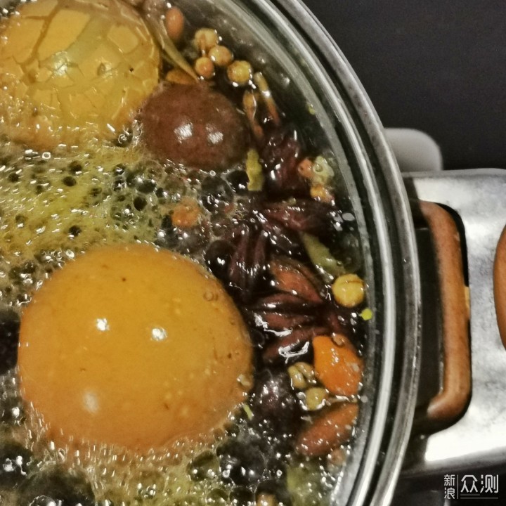 做美味，拍美食｜教你在家“煮茶蛋”过暖秋！_新浪众测