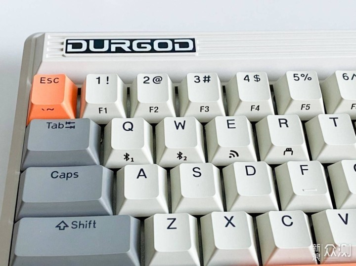 知名的杜伽FUSION复古机械键盘，真的那么好吗_新浪众测