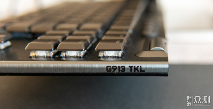 职业选手在用，罗技G913 TKL无线机械键盘入手_新浪众测