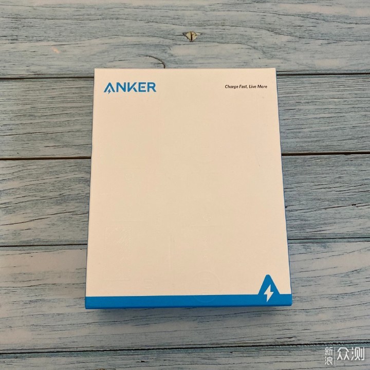 化繁为简，桌面神器！—Anker 100W充电头分享_新浪众测