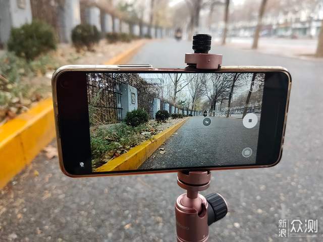 #双11晒单#用手机和三脚架拍北京的初雪_新浪众测