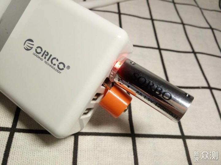 出差充电好帮手，ORICO4口USB充电器体验_新浪众测