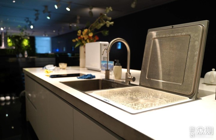 厨房新宠水槽洗碗机 解放我们厨房的水槽空间 原创 新浪众测