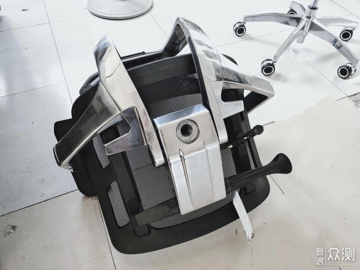 我的第一把人体工学椅，有谱 启航人体工学椅_新浪众测