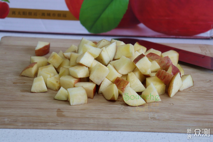 教你用苹果煮甜汤，淡淡清香，暖心又暖胃_新浪众测