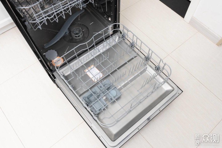 海尔洗碗机CN13体验，自动开门烘干，80℃除菌_新浪众测