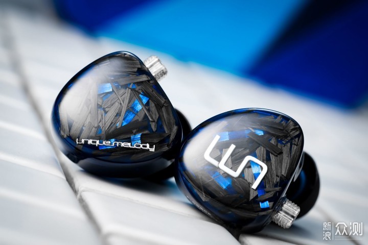 骨传导也Hi-Fi？体验UM MINI MEST耳机_新浪众测