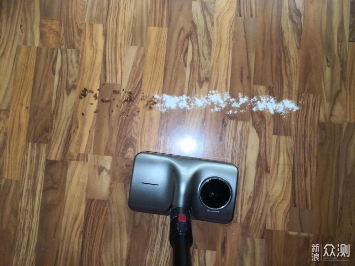 吸地、拖地一手完成-洒拖吸拖一体机F6评测_新浪众测