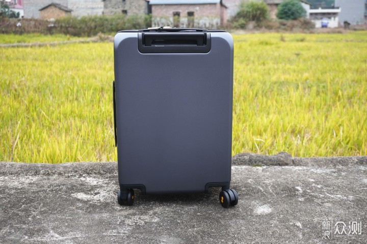 便捷前开门收纳——地平线8号第二代前开门箱_新浪众测