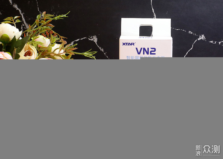 单反相机好搭档，XTAR VN2相机电池充电器_新浪众测