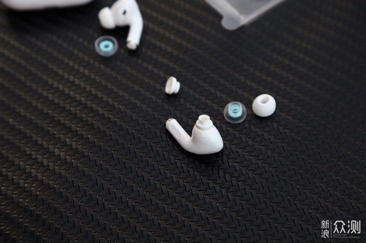 AirPods Pro的新奇配件！SpinFit CP1025耳套_新浪众测